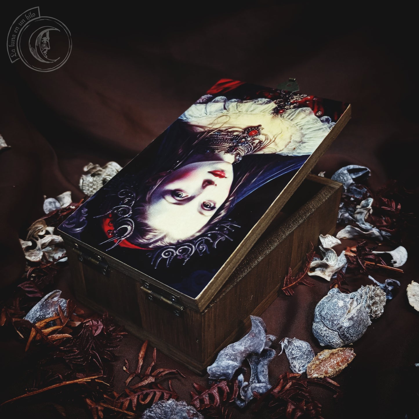 Tarot jewelry box - Elizabeth Bathory -