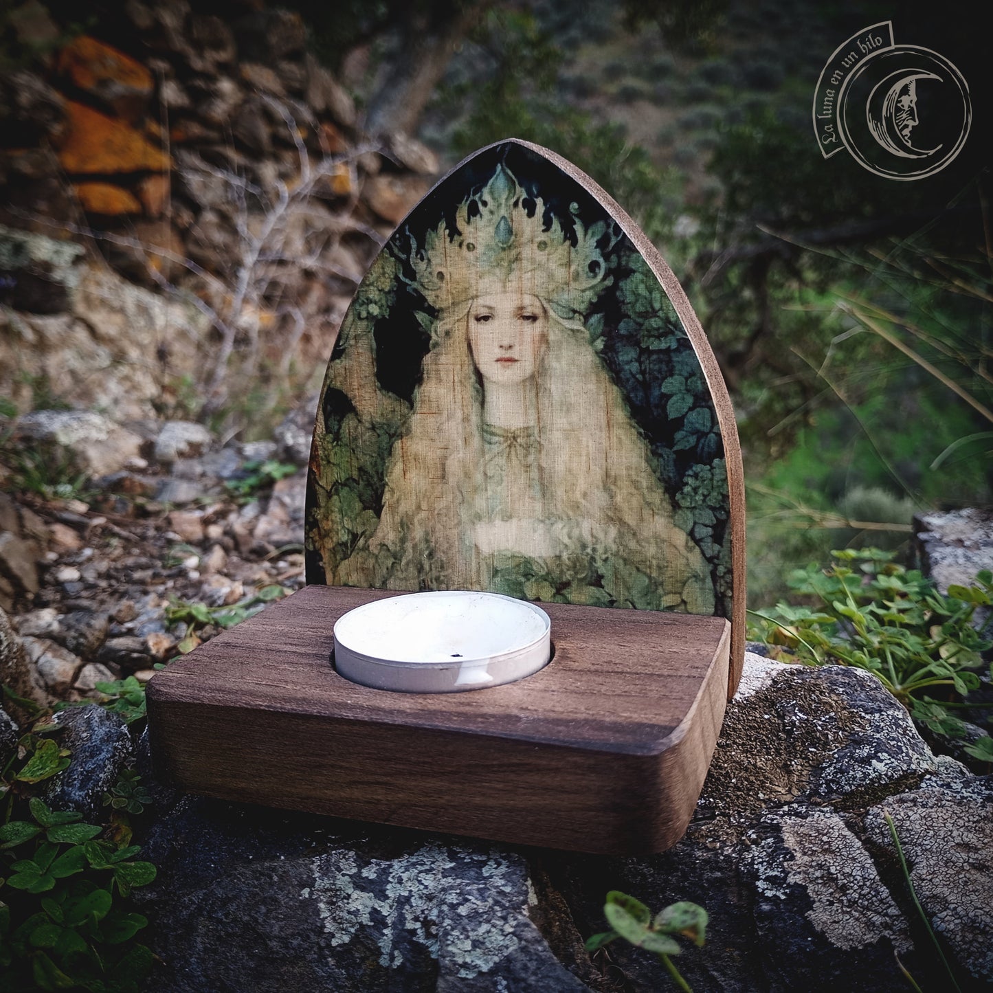 Živa Goddess - Candle Holder -