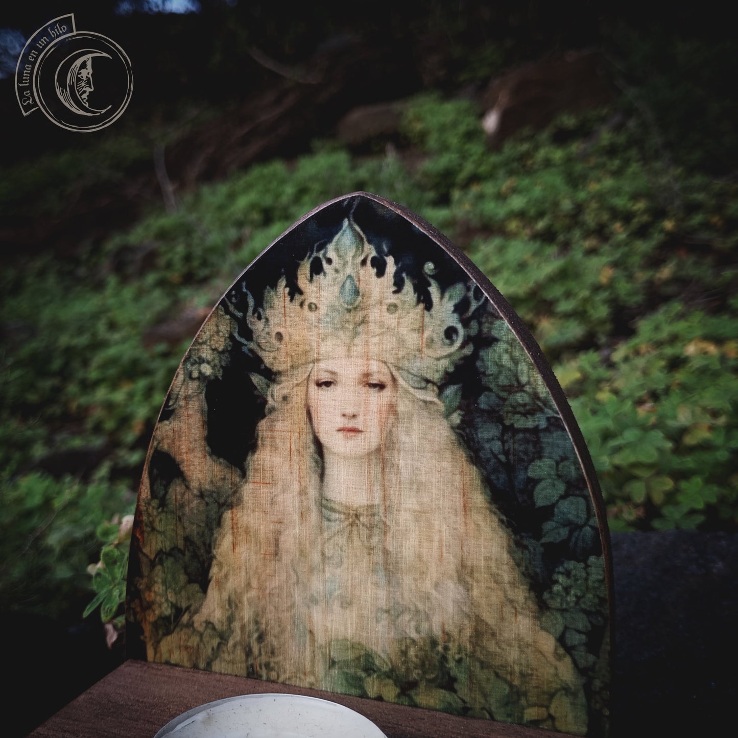 Živa Goddess - Candle Holder -