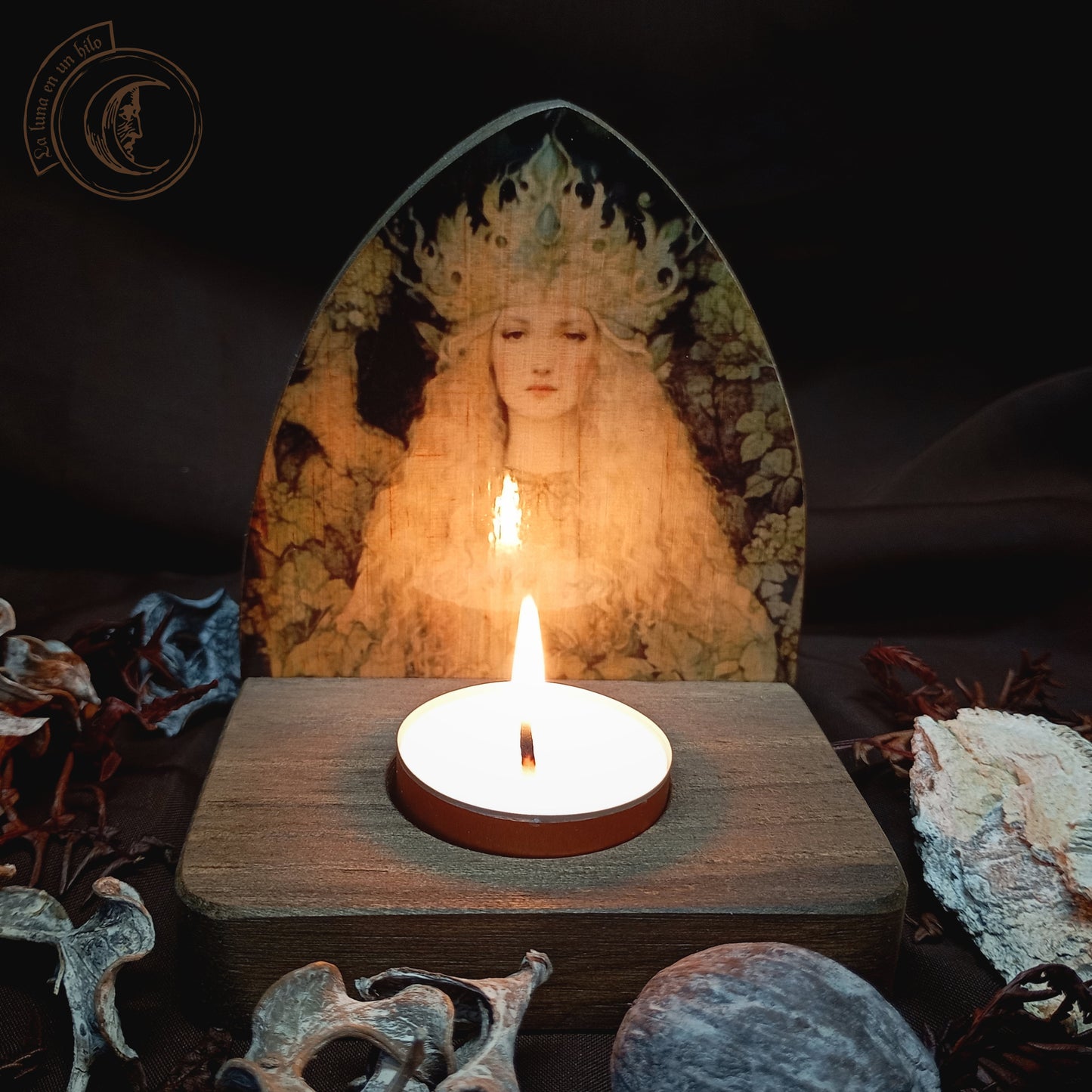 Živa Goddess - Candle Holder -