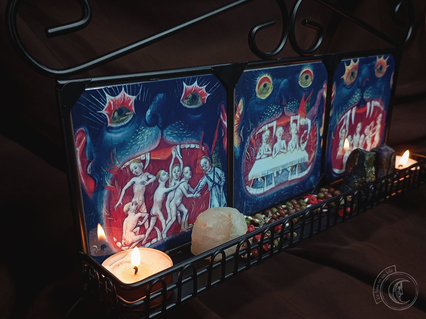 Wire iron shelf - 3 Mouth of Hell - Hellish decor set