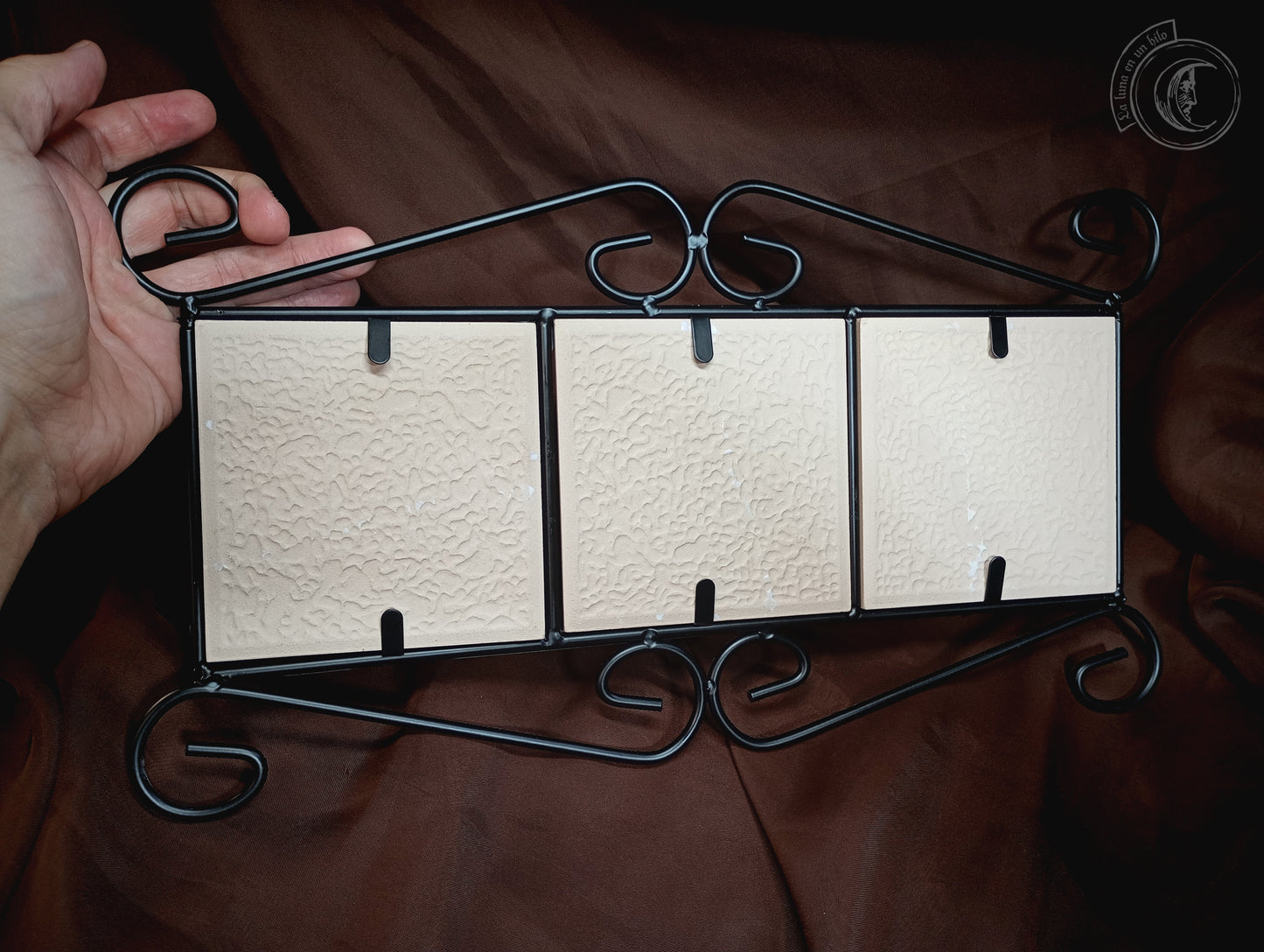 Wire iron shelf - 3 Mouth of Hell - Hellish decor set