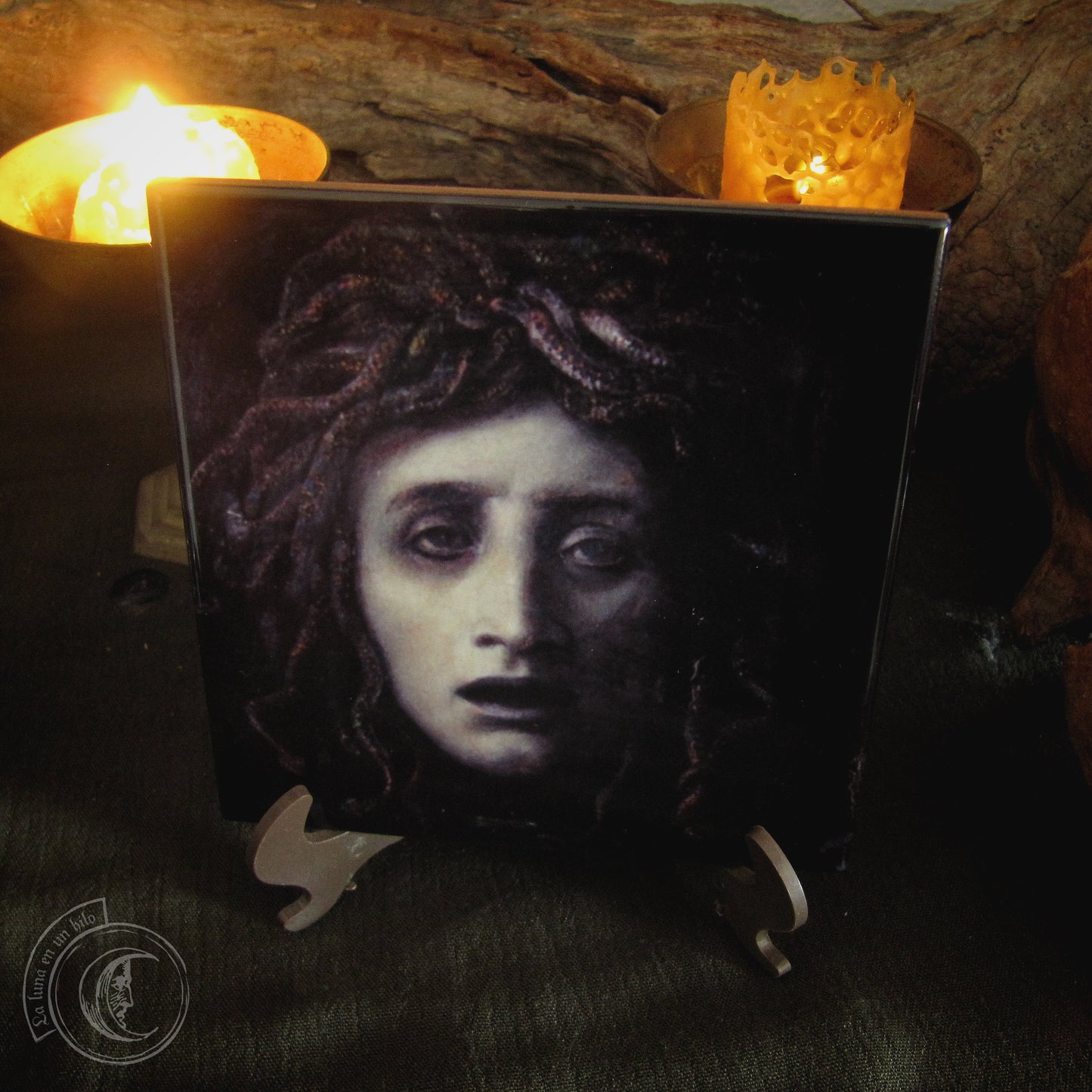 Œil de Dieu - Décor en carreaux de céramique -