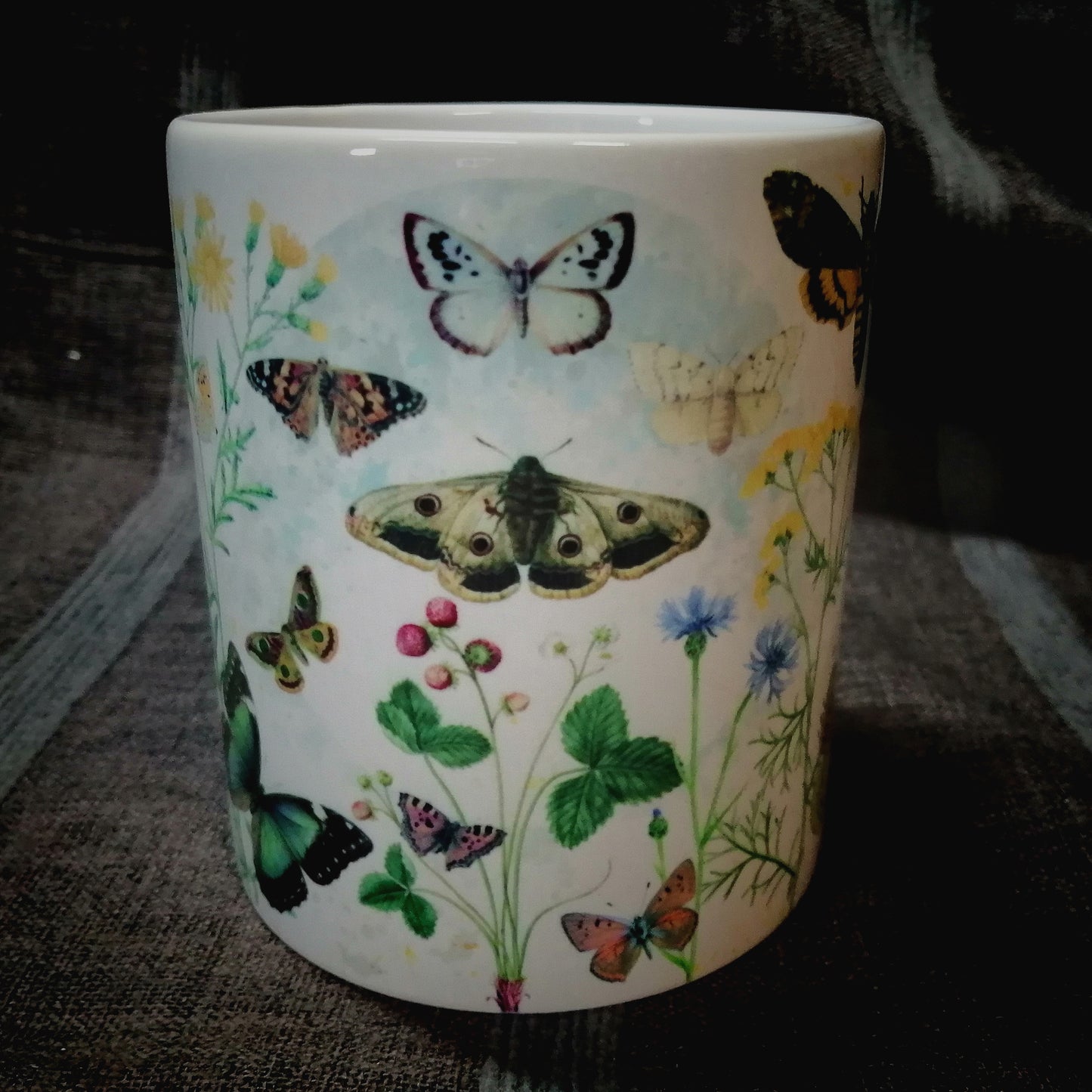 Vintage ceramic mug 11 oz - Lepidoptera -