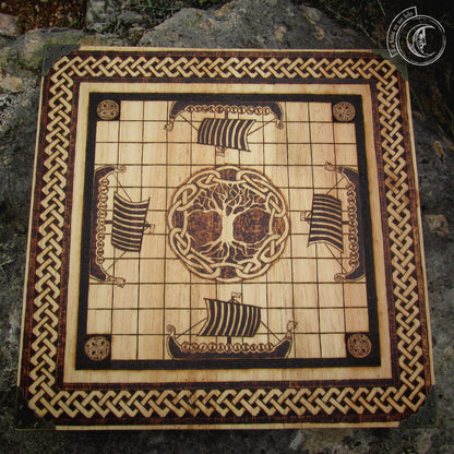Hnefatafl - the viking chess