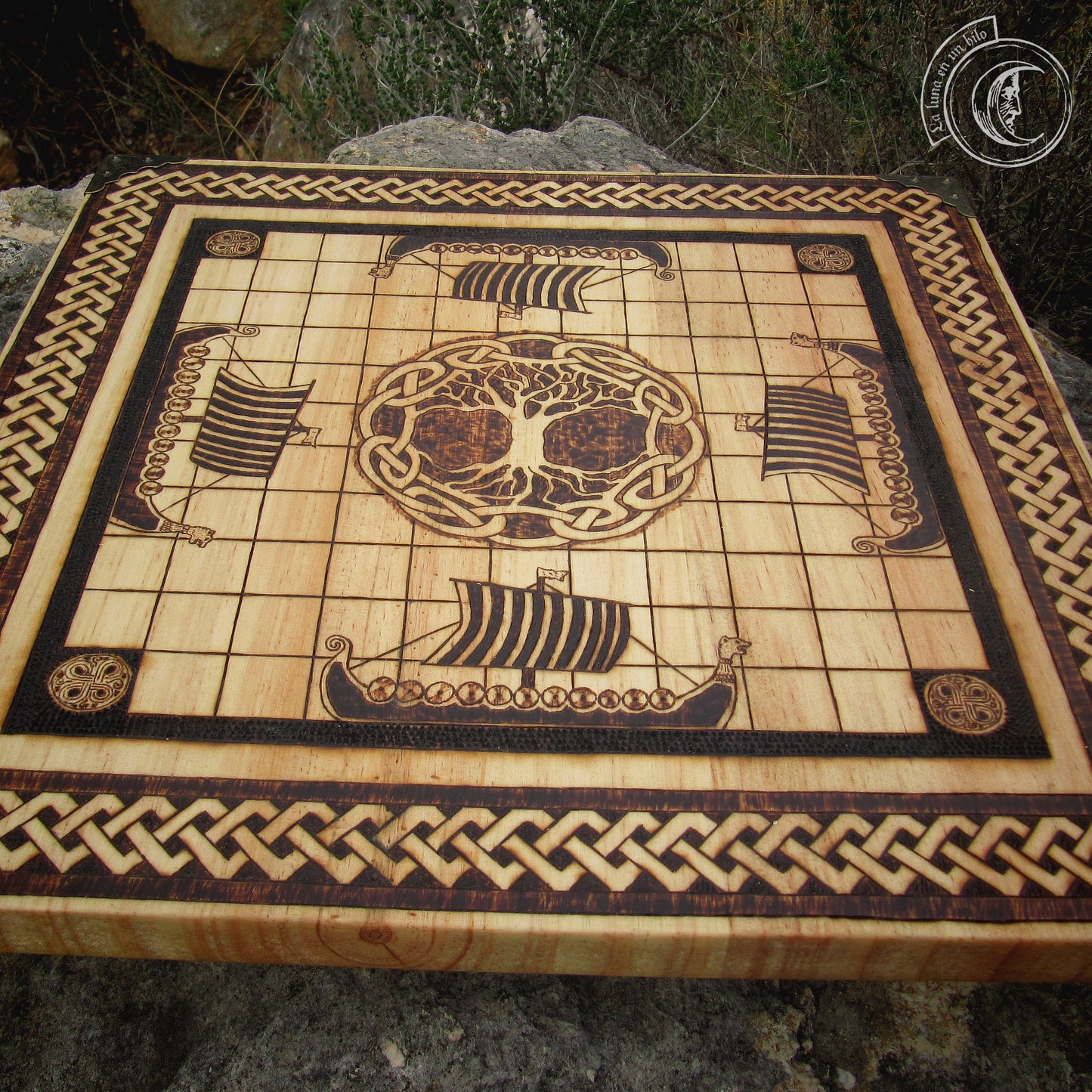 Hnefatafl - the viking chess