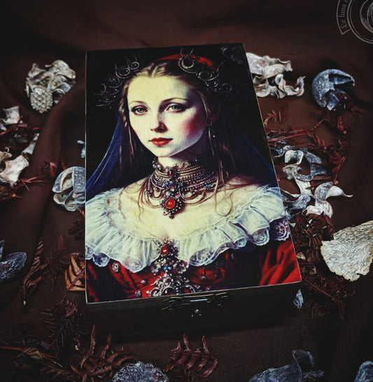 Tarot jewelry box - Elizabeth Bathory -
