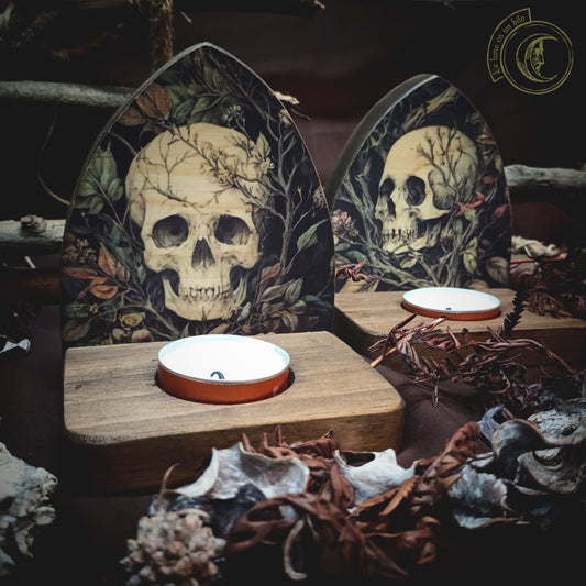 Set of 2 Candle holders - Skulls - Memento Mori