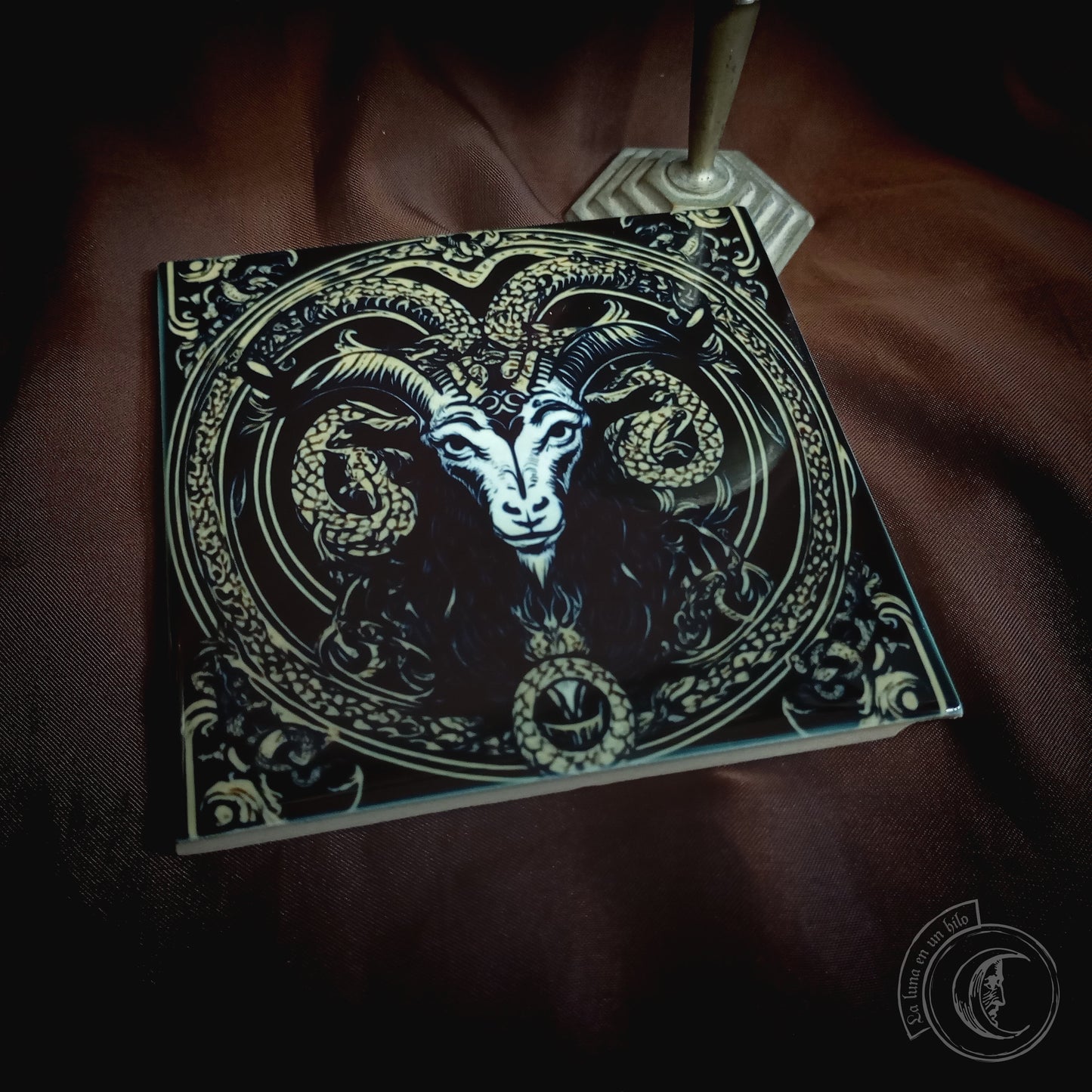 Macho Cabrío - Azulejo cerámico decorativo