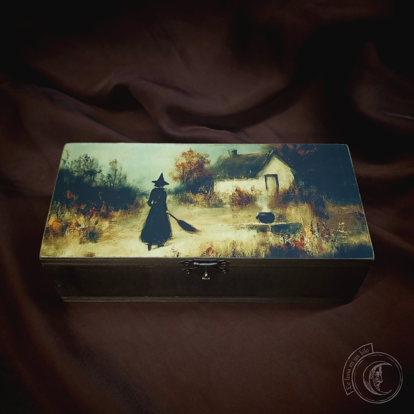 Wooden Chest - Witch -