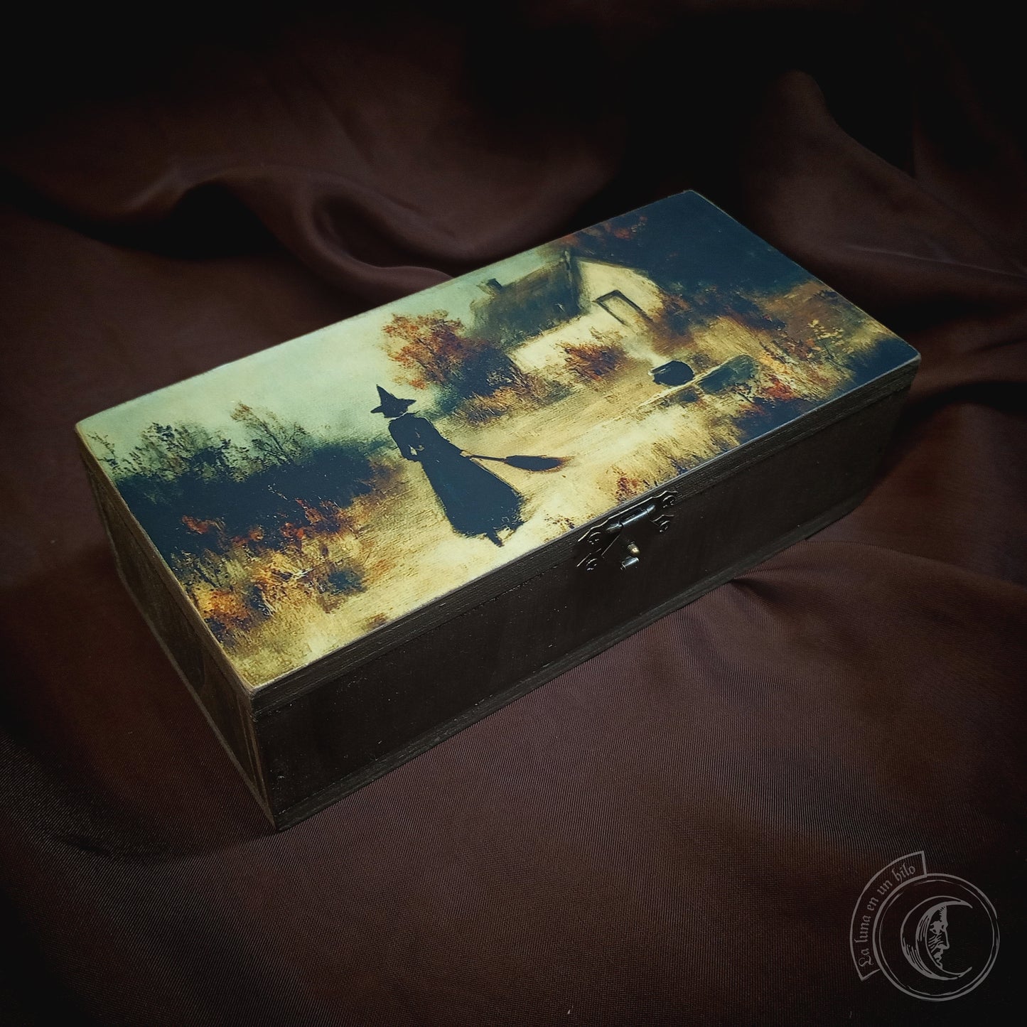 Wooden Chest - Witch -