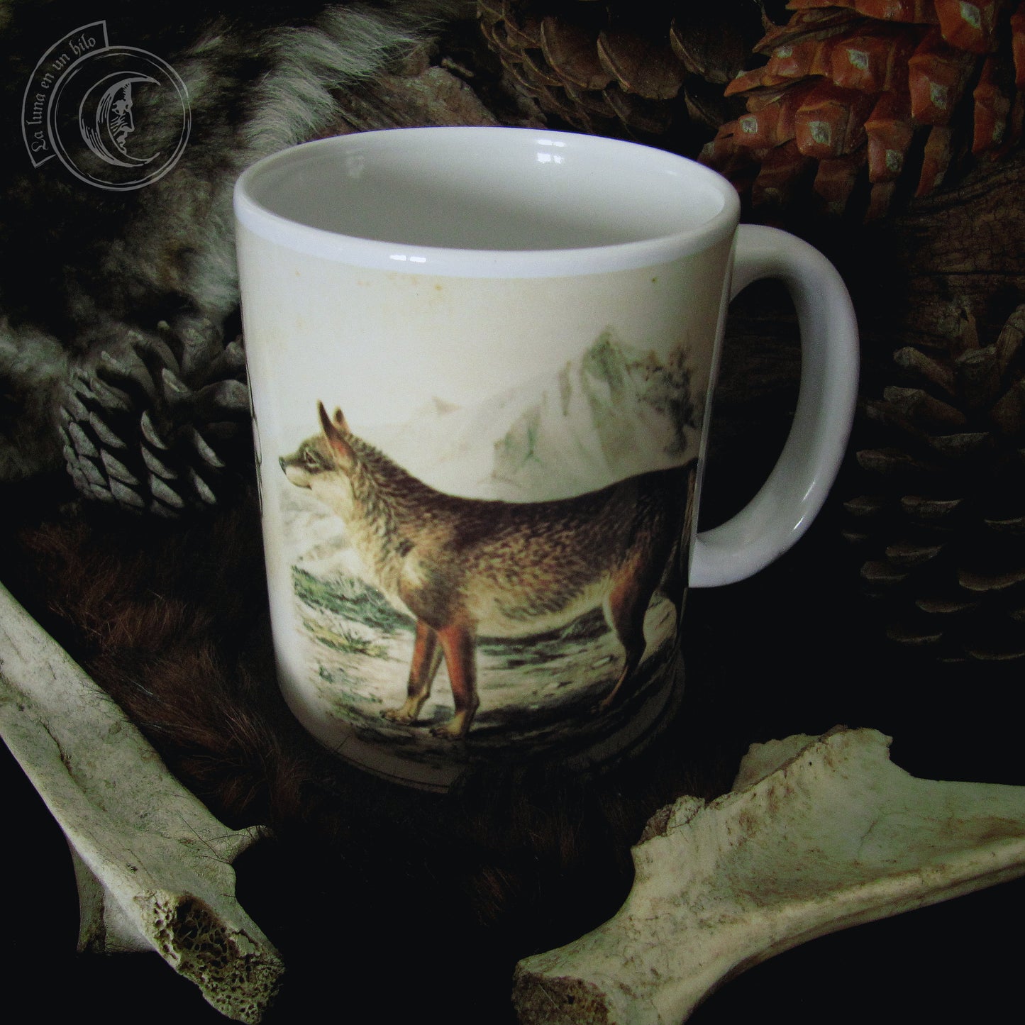 Vintage ceramic mug 11 oz - Wolf Anatomy -
