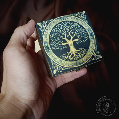 Small Wooden Box - Wisdom Tree -