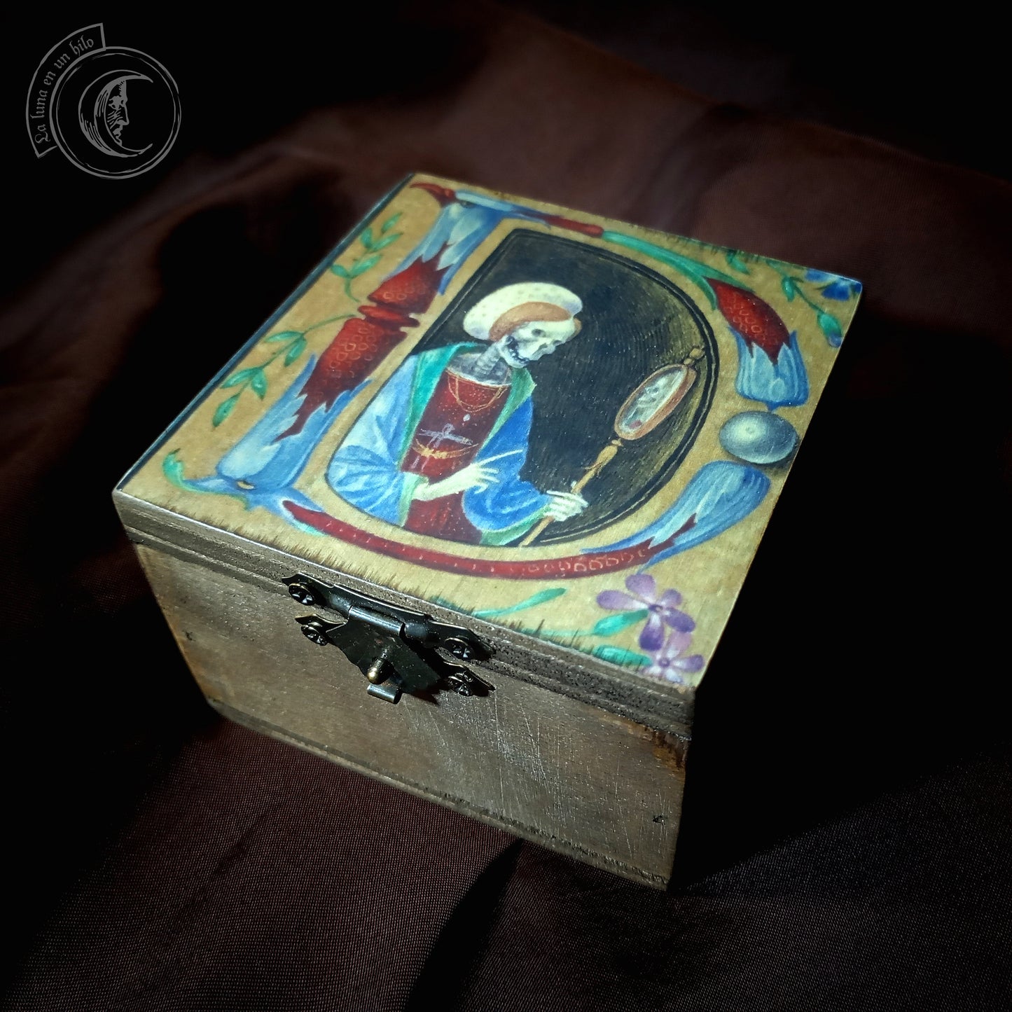 Small Wooden Box - Lady Death -