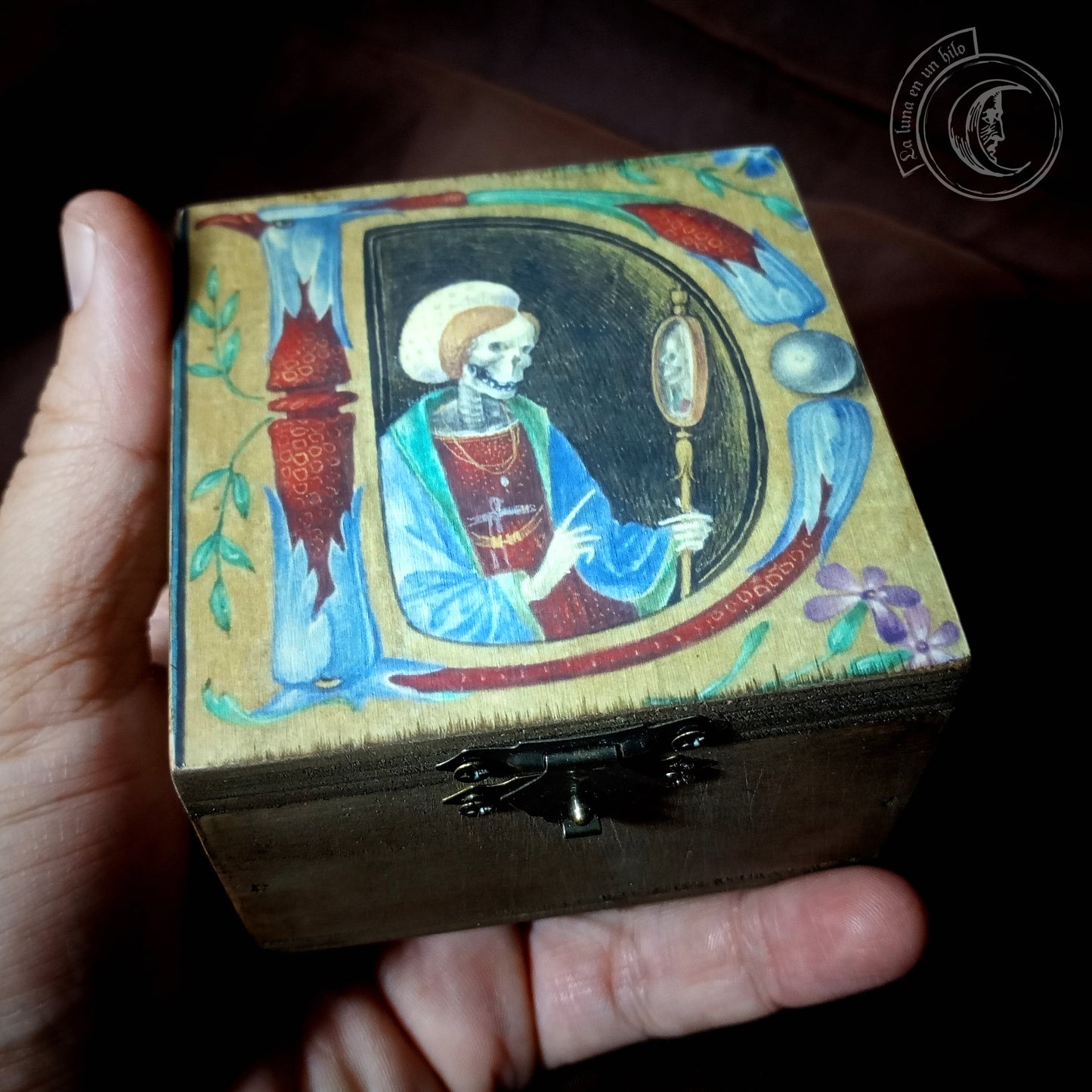 Small Wooden Box - Lady Death -
