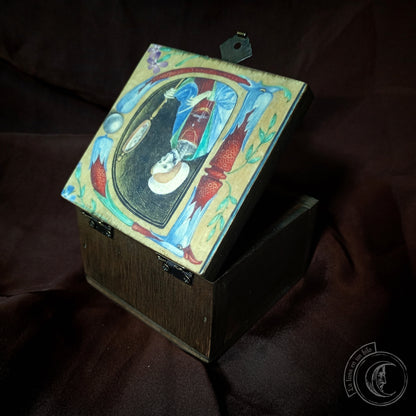 Small Wooden Box - Lady Death -