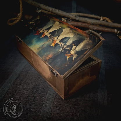 Holztruhe – Hexensabbat II –