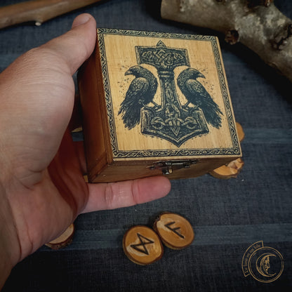 Cajita de madera - Huginn y Muninn - Decoración Vikinga