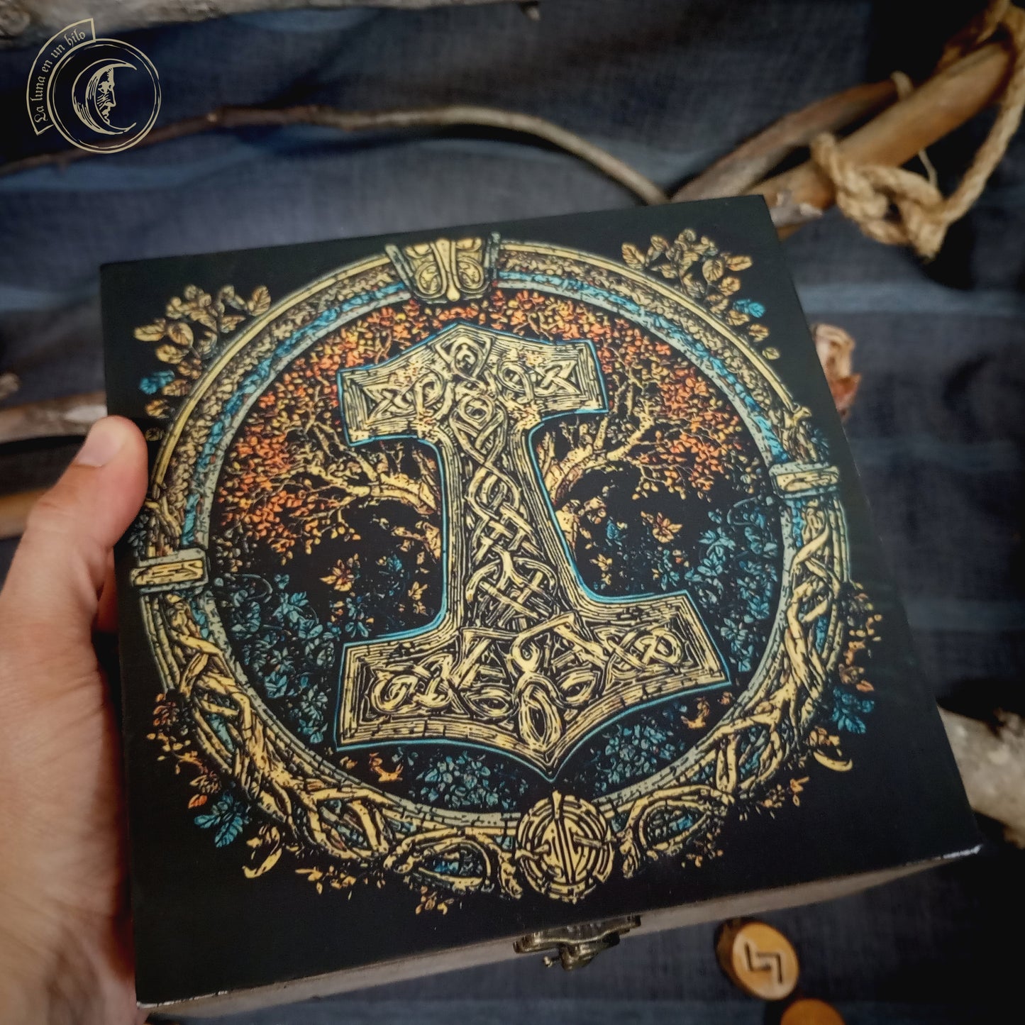 Estuche artesanal de madera - Drakkar - Decoración Vikinga