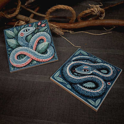 2 piastrelle in ceramica rustiche con serpente d'arte popolare messicana