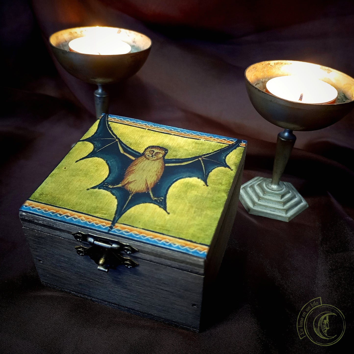 Aberdeen Bestiary Bat Wooden Box - Medieval & Gothic Art
