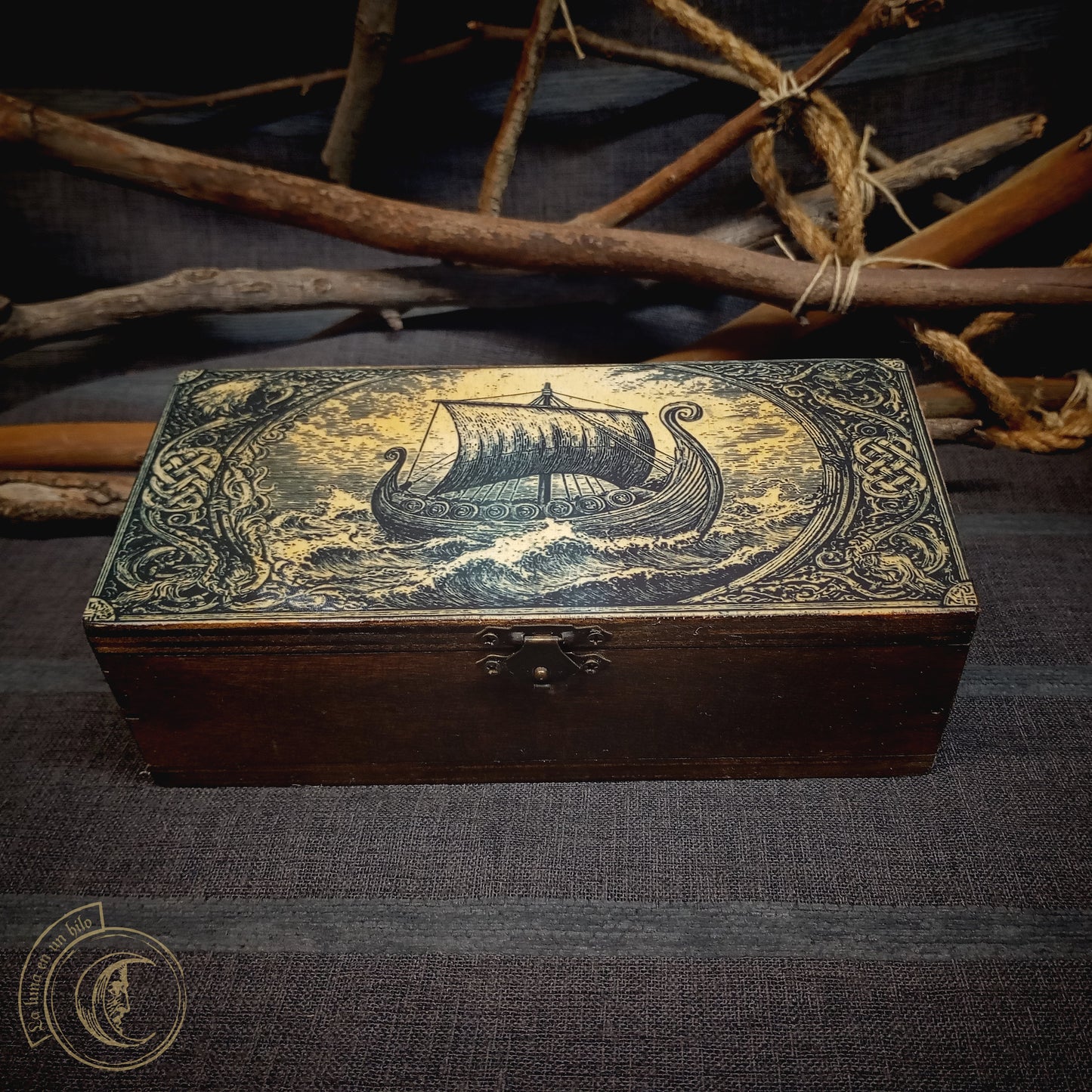 Holztruhe – Drakkar – Wikinger-Dekor-Kollektion