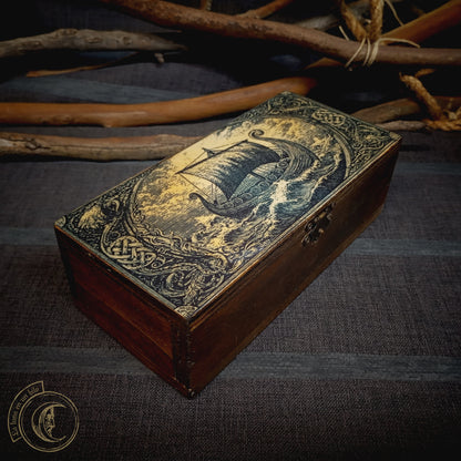 Holztruhe – Drakkar – Wikinger-Dekor-Kollektion