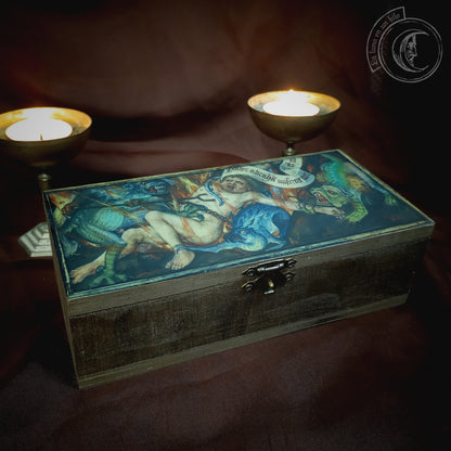 Mittelalterliche Höllenkunst Holzbox – Seele des Lazarus und Dämonen –